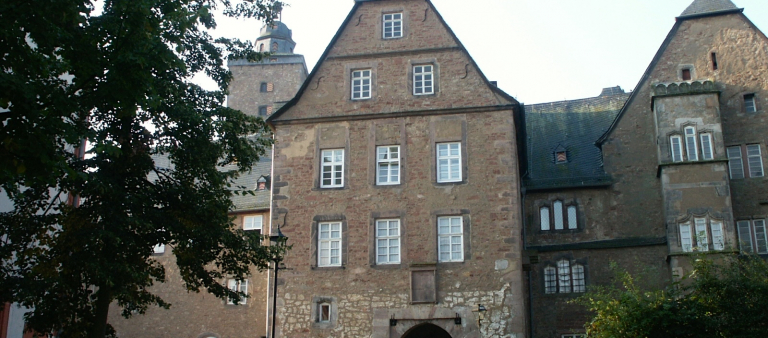 Detektei in Steinau an der Straße im Einsatz seit 1995 mit Detektiven in Festanstellung - keine Subunternehmer!
