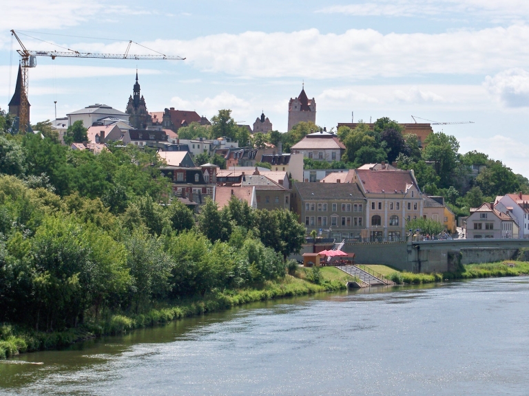 Detektei in Bernburg (Saale) im Einsatz seit 1995 mit Detektiven in Festanstellung - keine Subunternehmer!