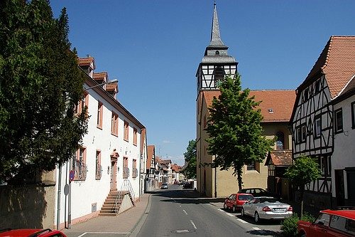 Detektei Reinheim gesucht? TÜV zertifizierte Detektei für Reinheim + Landkreis Darmstadt-Dieburg hier gefunden!