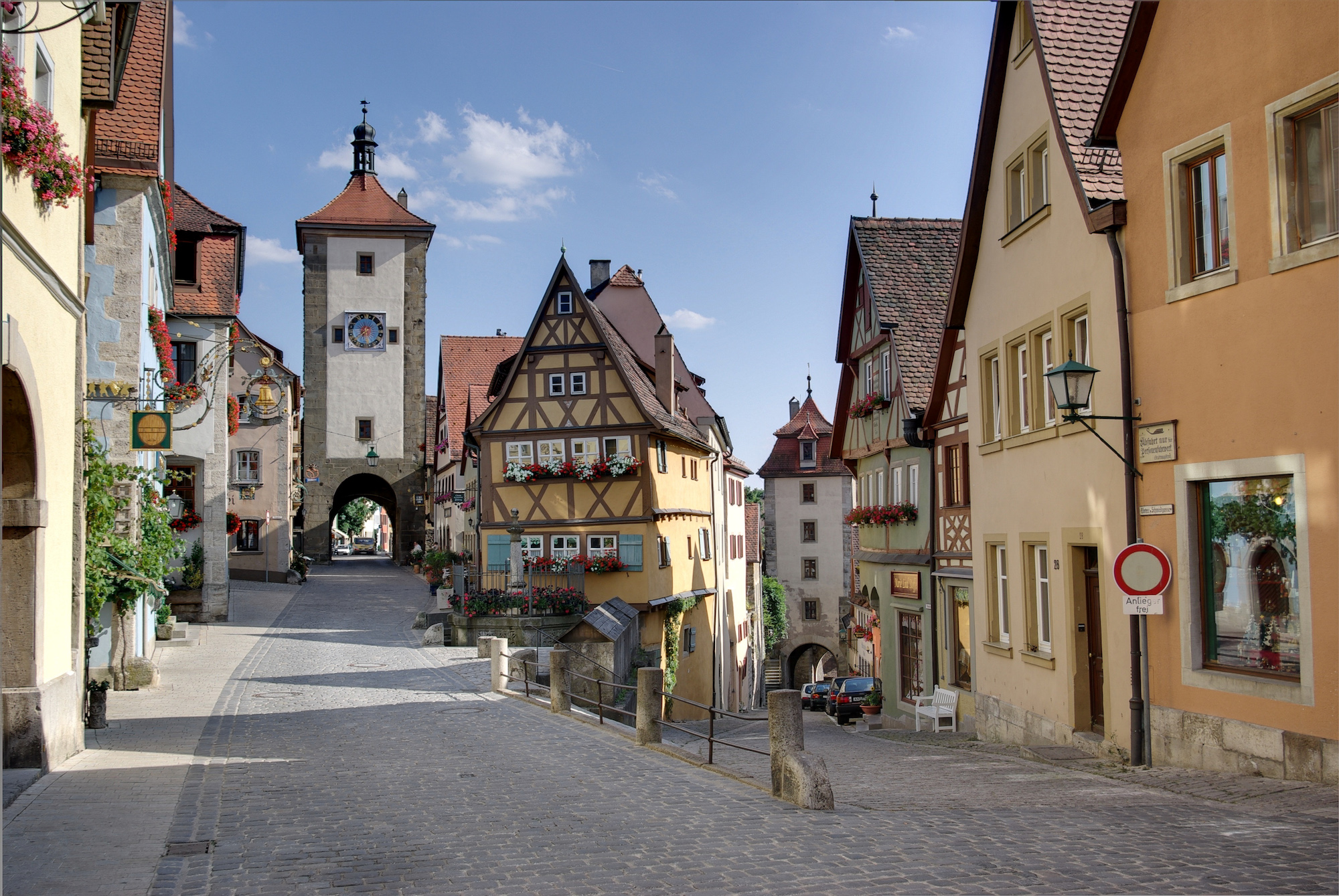 Detektei in Rothenburg ob der Tauber im Einsatz seit 1995 mit Detektiven in Festanstellung - keine Subunternehmer!