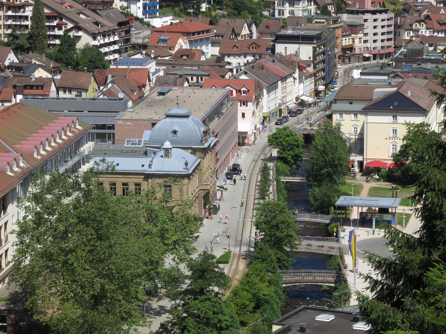 Detektei in Bad Wildbad im Einsatz seit 1995 mit Detektiven in Festanstellung - keine Subunternehmer!