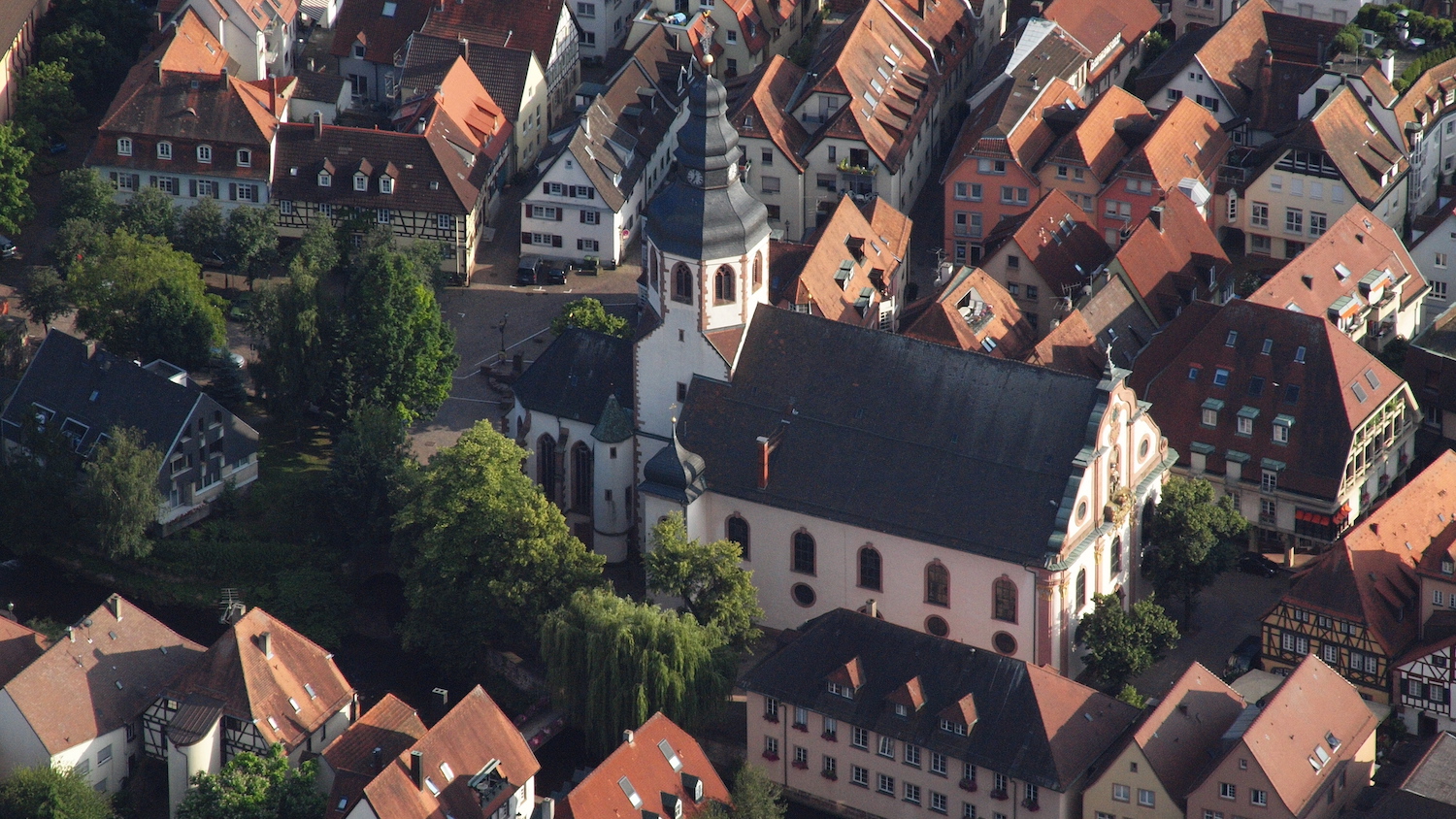Detektei in Ettenheim im Einsatz seit 1995 mit Detektiven in Festanstellung - keine Subunternehmer!