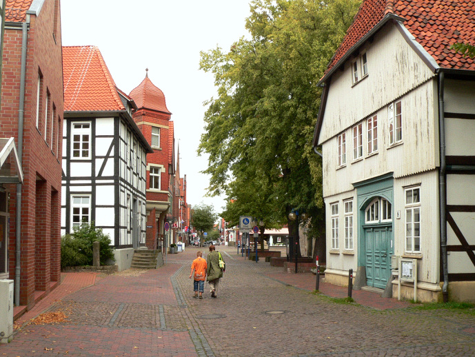 Detektei in Neustadt am Rübenberge im Einsatz seit 1995 mit Detektiven in Festanstellung - keine Subunternehmer!